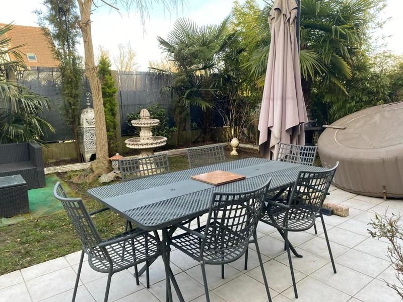 Maison traditionnelle - 110 m² - 5 pièces