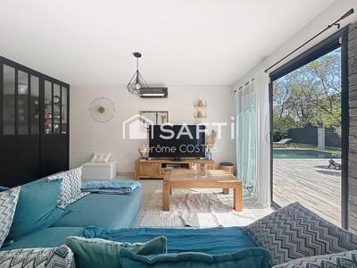 Maison - 160 m² - 6 pièces