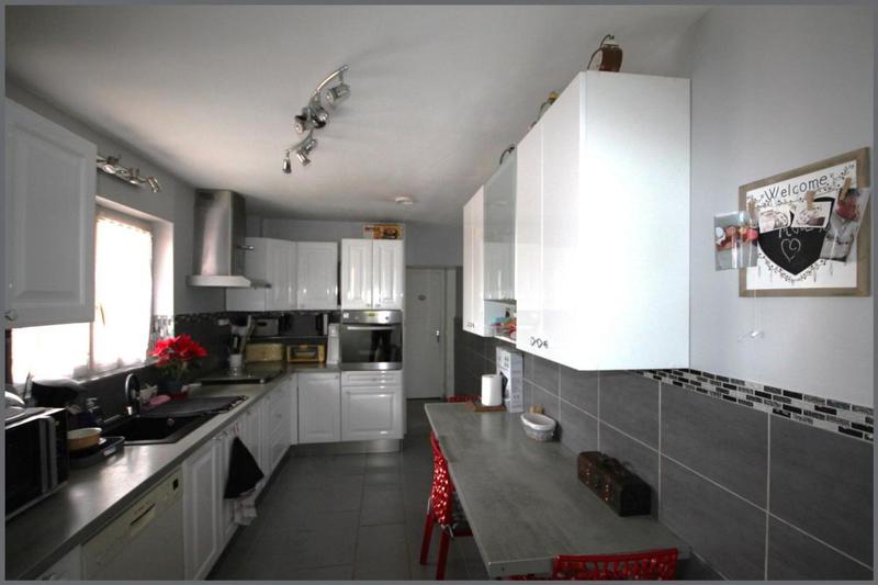 Maison - 162 m² - 7 pièces