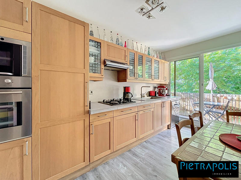 Appartement - 88 m² - 4 pièces