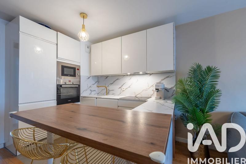 Appartement - 75 m² - 4 pièces