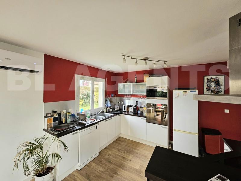 Maison - 145 m² - 6 pièces