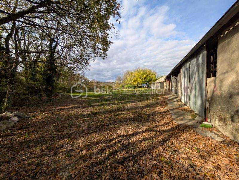 Demeure - 160 m² - 9 pièces