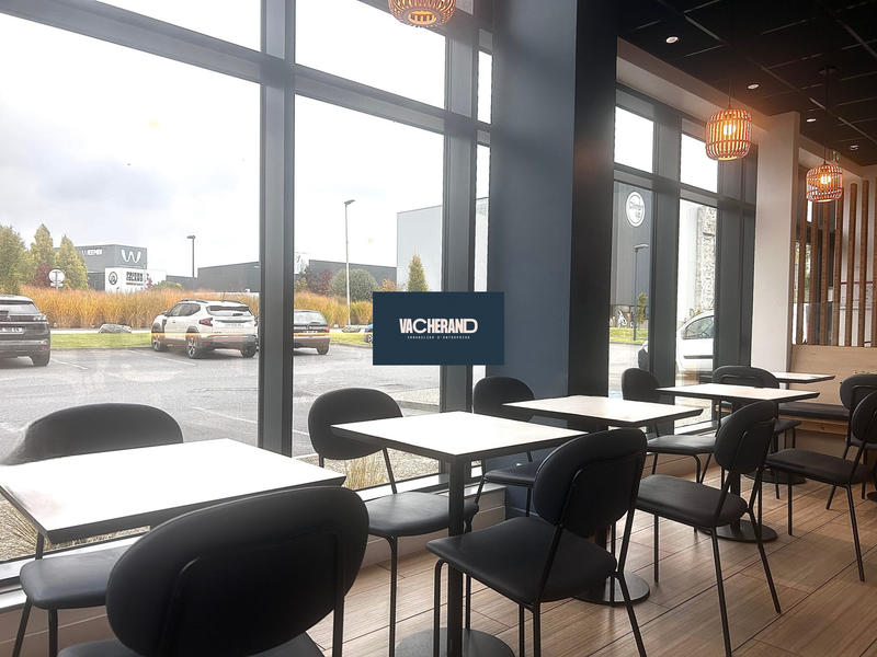 Local commercial - 190 m² - 1 pièce