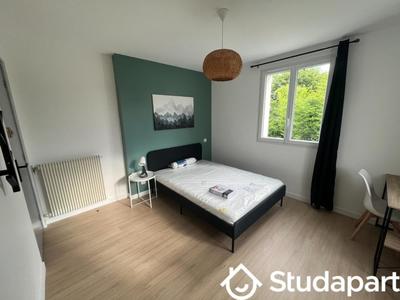 Chambre - 12 m² - 1 pièce