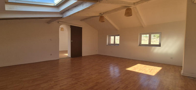 Maison - 99 m² - 4 pièces