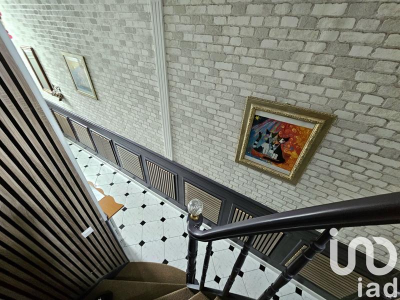 Maison - 143 m² - 5 pièces