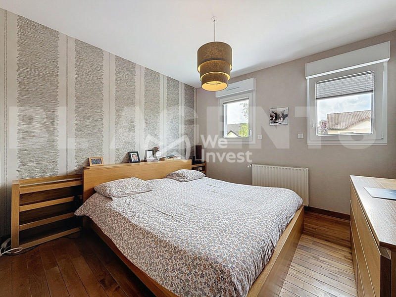 Maison - 153 m² - 10 pièces