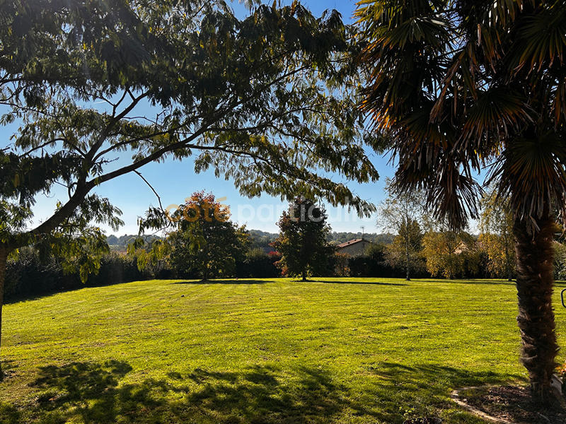 Villa - 163 m² - 7 pièces