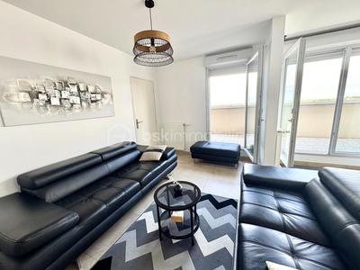 Appartement - 87 m² - 5 pièces