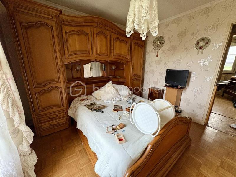 Maison - 96 m² - 6 pièces