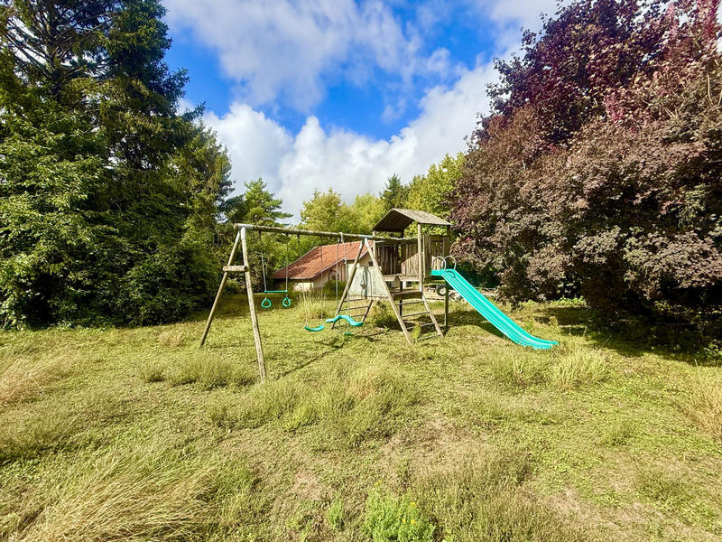 Maison traditionnelle - 156 m² - 6 pièces