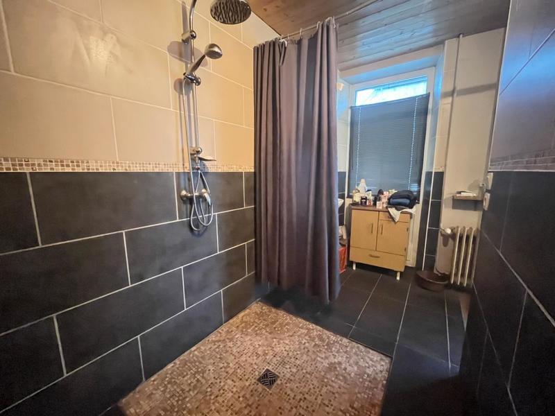 Maison - 419 m² - 10 pièces