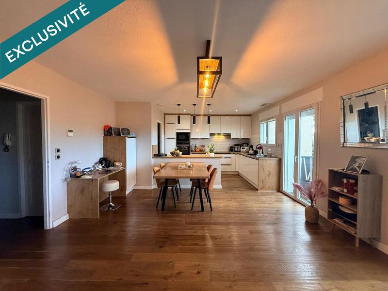Appartement - 95 m² - 4 pièces