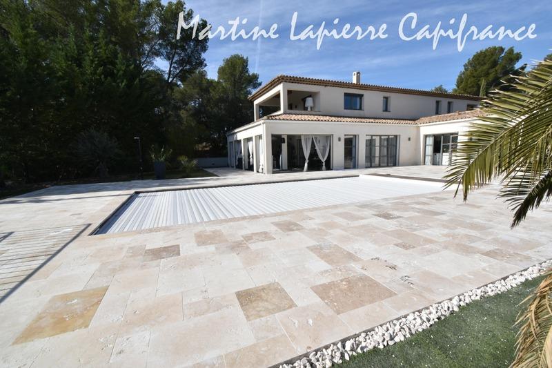 Maison - 400 m² - 10 pièces