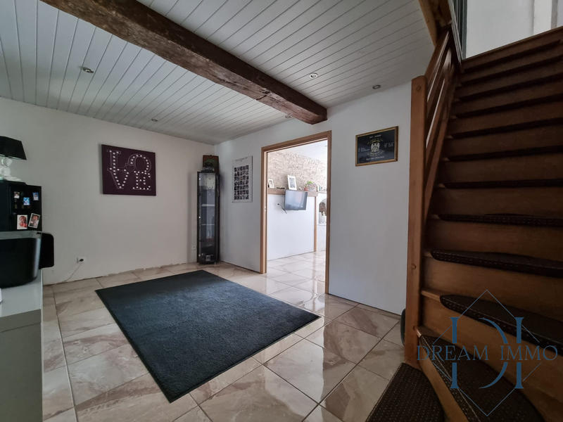Maison - 291 m² - 10 pièces