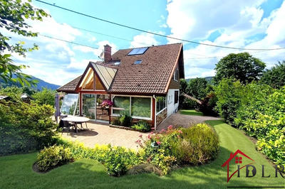 Maison - 200 m² - 7 pièces