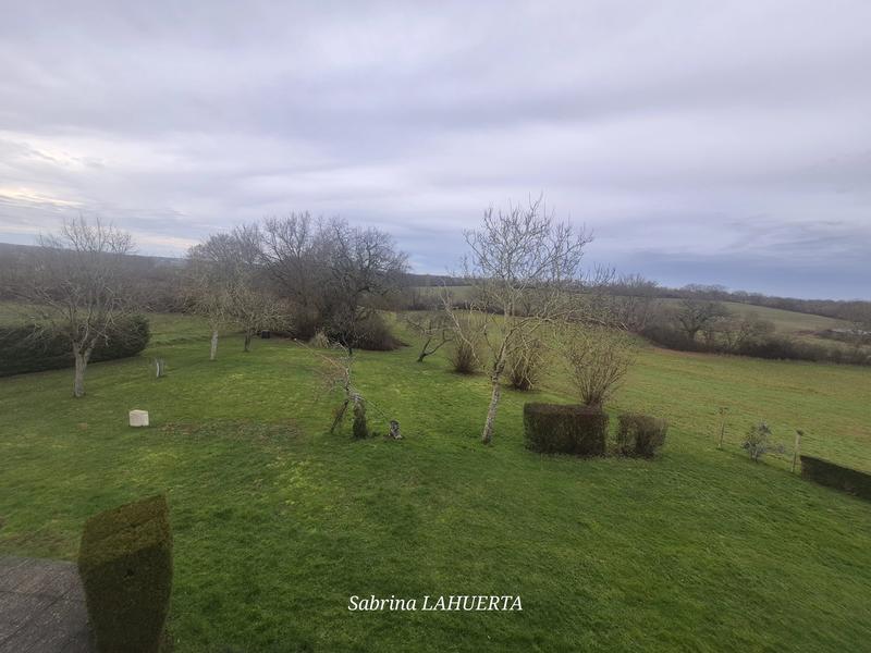 Maison - 164 m² - 6 pièces