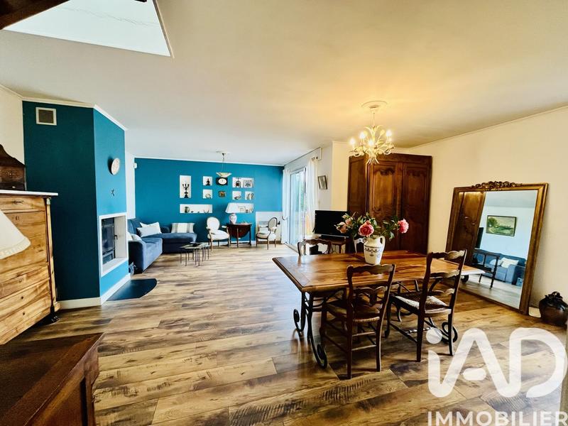 Maison - 125 m² - 7 pièces