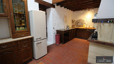 Maison - 302 m² - 9 pièces