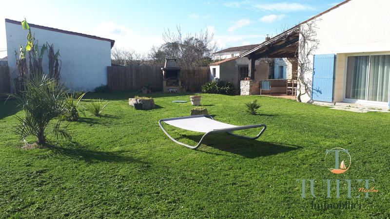 Maison ancienne - 166 m² - 8 pièces