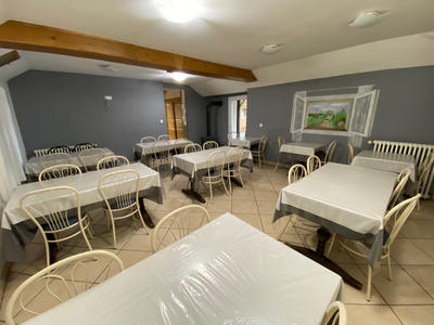 Local commercial - 124 m²