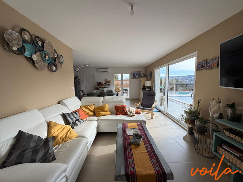 Maison - 98 m² - 5 pièces