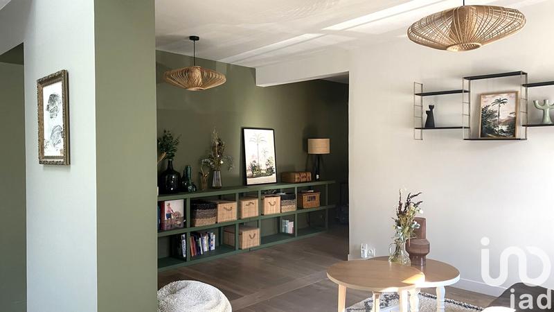 Maison - 220 m² - 7 pièces