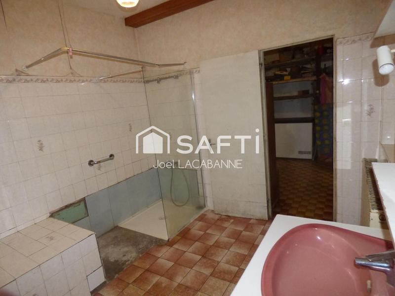 Maison - 180 m² - 8 pièces