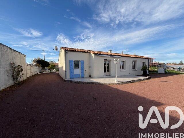 Maison - 102 m² - 4 pièces