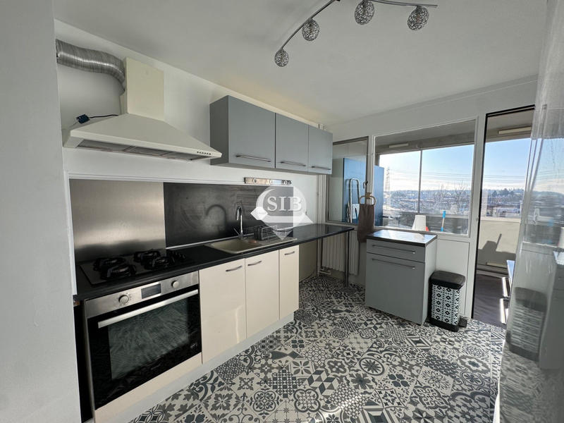 Appartement - 91 m² - 4 pièces