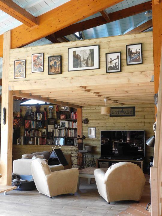 Propriété - 936 m² - 23 pièces