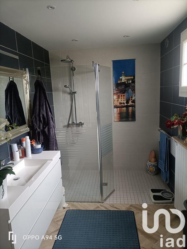 Maison - 168 m² - 9 pièces