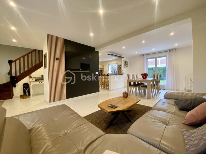 Pavillon - 110 m² - 6 pièces