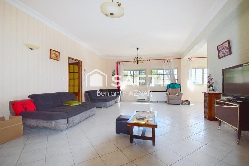 Maison - 192 m² - 5 pièces