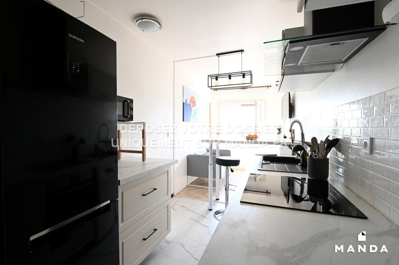 Chambre - 9 m² - 3 pièces