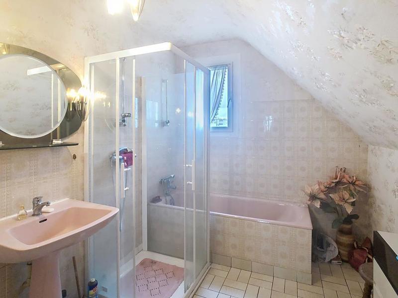 Maison - 123 m² - 5 pièces