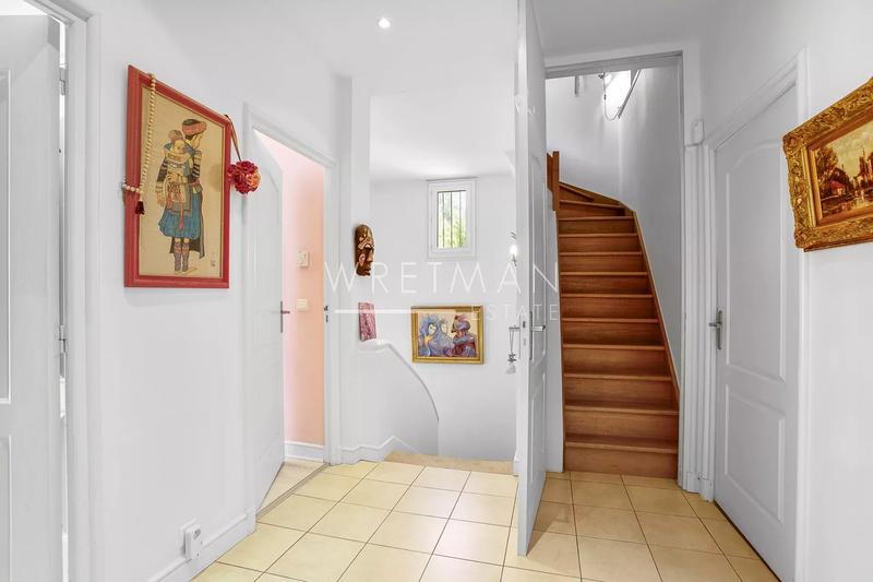 Maison - 152 m² - 6 pièces