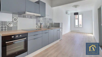 Immeuble - 8 pièces