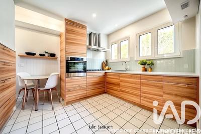 Maison - 80 m² - 5 pièces