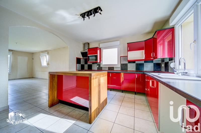 Maison - 140 m² - 6 pièces