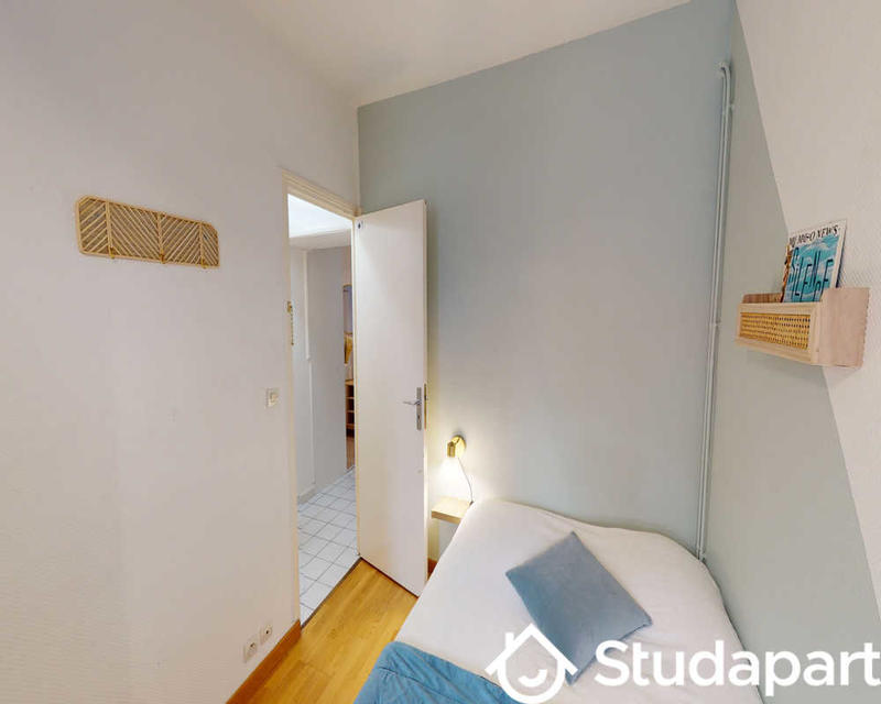 Chambre - 160 m² - 1 pièce