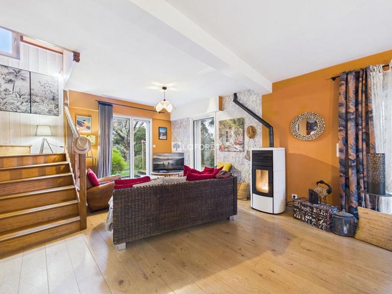 Maison - 115 m² - 5 pièces