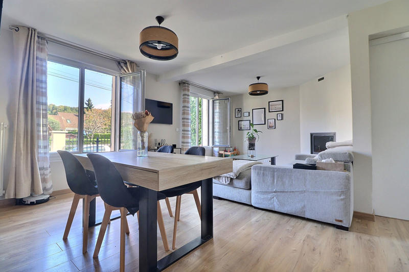 Maison - 123 m² - 5 pièces