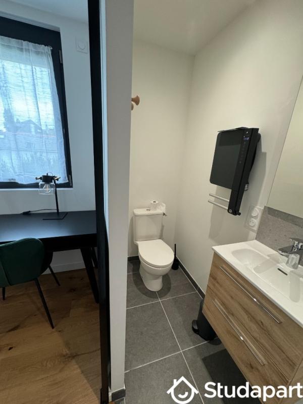 Chambre - 13 m² - 1 pièce