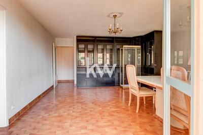 Appartement - 86 m² - 4 pièces