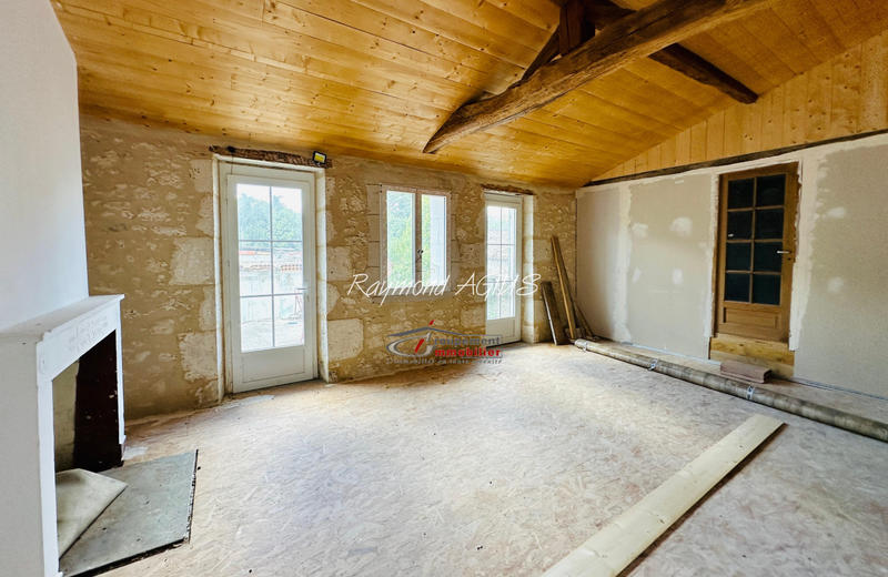 Maison de village - 132 m² - 8 pièces