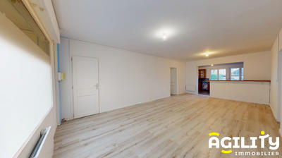 Appartement - 100 m² - 4 pièces