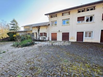 Immeuble - 700 m² - 12 pièces