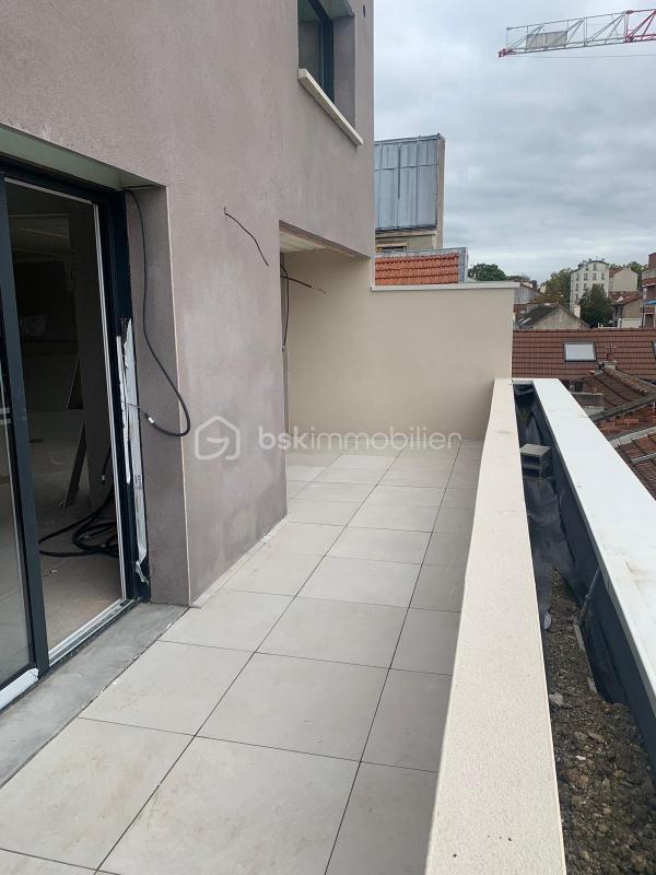 Duplex - 115 m² - 5 pièces